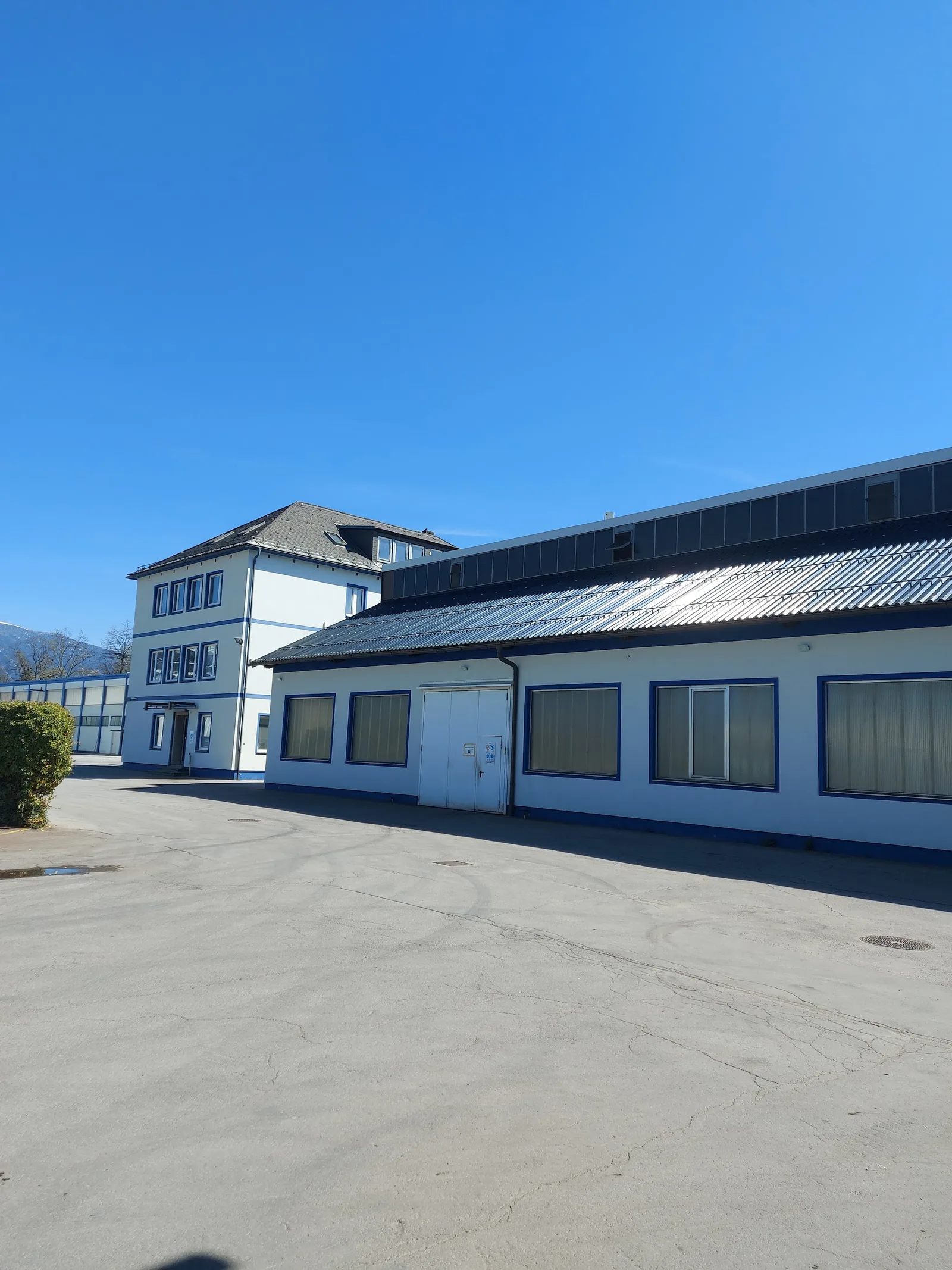 Werksgebäude der KMF Maschinenfabriken